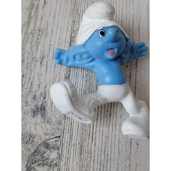 McDonald's 2013 peyo smurf clumsy toy figure - Picture 3 of 6